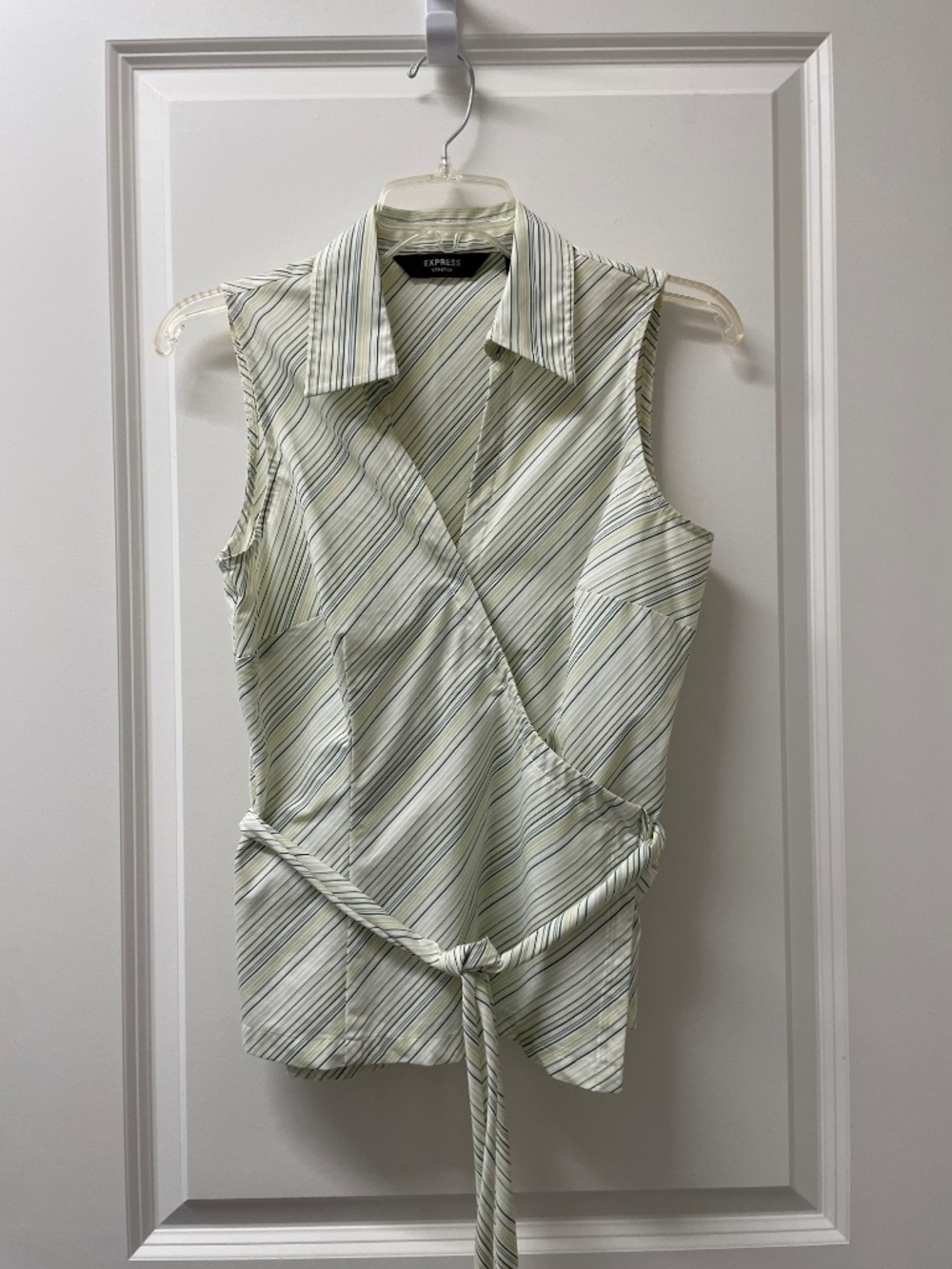 Express 9/10 Sleeveless Wrap Shirt Collared Top Green Stripes Stretch 2000s